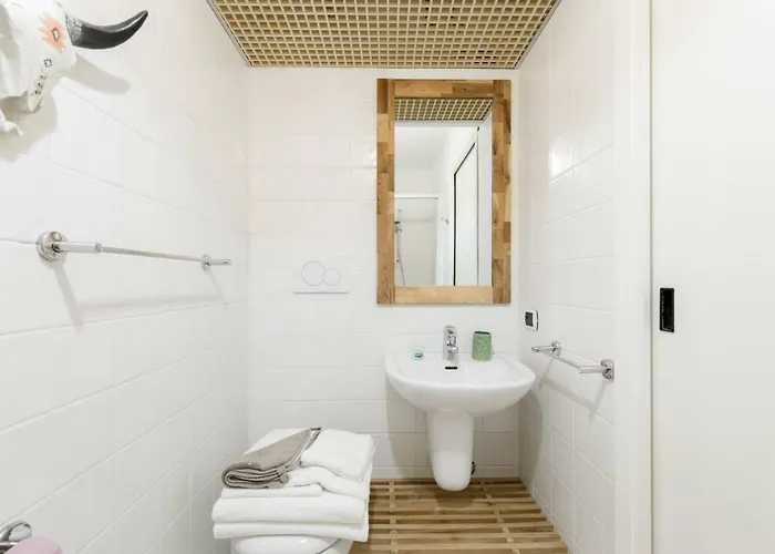 Terrace On The Lake *