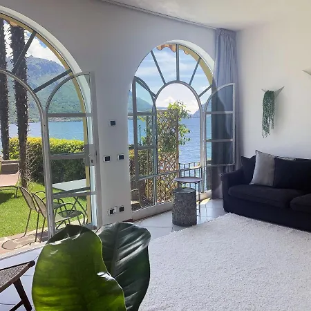 Terrace On The Lake * Oliveto Lario