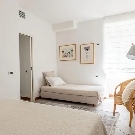 Terrace On The Lake *